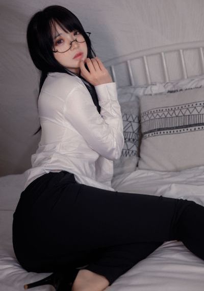 被征服的警花无删减版