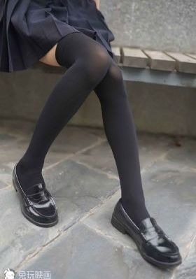 不许穿内裤随时挨c调教动图