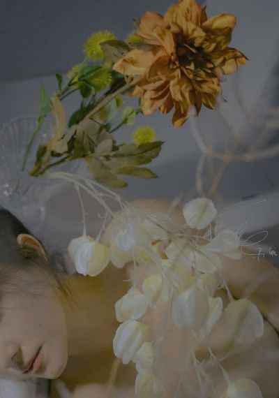 美女私密尿孔18